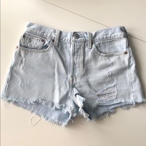Levi’s Jean shorts size 27